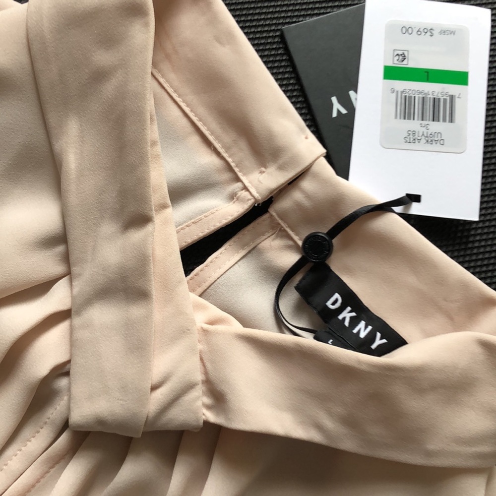 DKNY Dark Arts (L) Suit Collection top - Picture 4 of 16